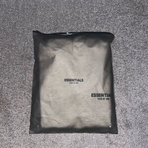 ESSENTIALS FEAR OF GOD SIZE S COLOR OATME